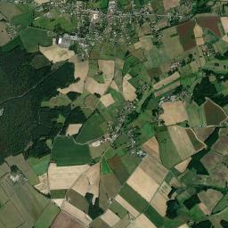 Pleumartin High Resolution Satellite Map