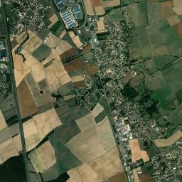 Varennes-le-Grand High Resolution Satellite Map