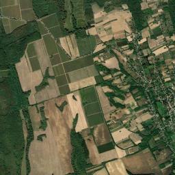 Karád High Resolution Satellite Map