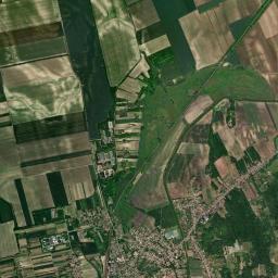 Pincehely High Resolution Satellite Map