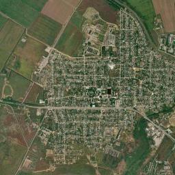 Chornobayivka High Resolution Satellite Map
