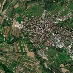 Beiuş High Resolution Satellite Map