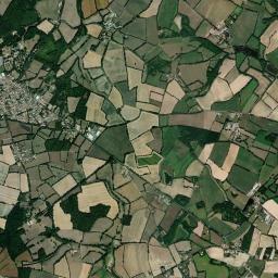 Saint-Julien-des-Landes High Resolution Satellite Map