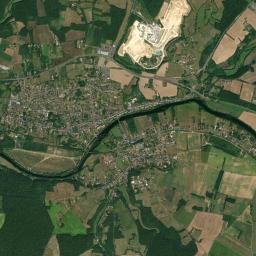 Saint-Gaultier High Resolution Satellite Map