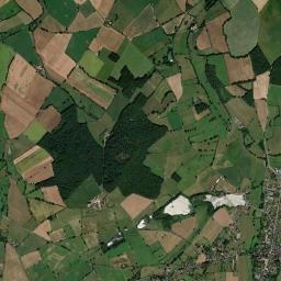 Châteaumeillant High Resolution Satellite Map