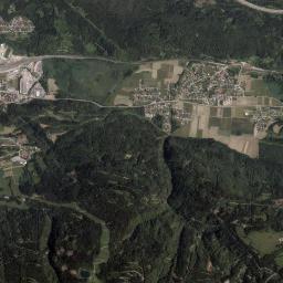 Pöckau High Resolution Satellite Map