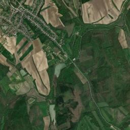 Hőgyész High Resolution Satellite Map
