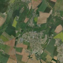 Échiré High Resolution Satellite Map