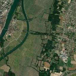 Saint-Laurent-sur-Saône High Resolution Satellite Map