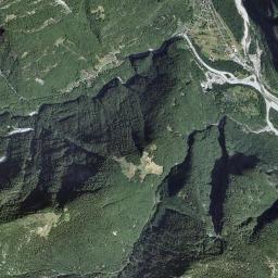 Cevio High Resolution Satellite Map