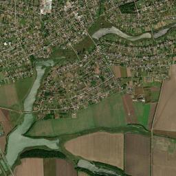 Novominskaya High Resolution Satellite Map