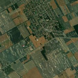 Kisszállás High Resolution Satellite Map