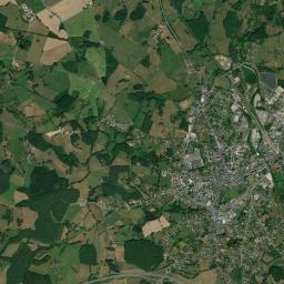 La Souterraine High Resolution Satellite Map