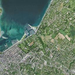 Chêne-Bougeries High Resolution Satellite Map