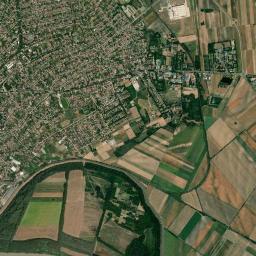 Makó High Resolution Satellite Map