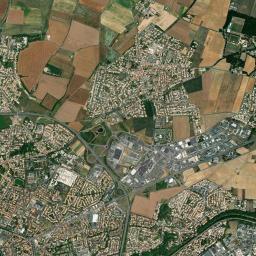 Puilboreau High Resolution Satellite Map