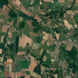 Saint-Étienne-sur-Chalaronne High Resolution Satellite Map