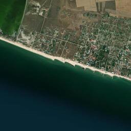 Zaliznyy Port High Resolution Satellite Map