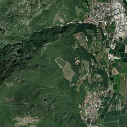 Romagnano High Resolution Satellite Map