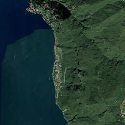 Varenna High Resolution Satellite Map