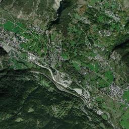 La Salle High Resolution Satellite Map