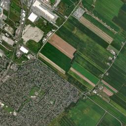 Varennes High Resolution Satellite Map