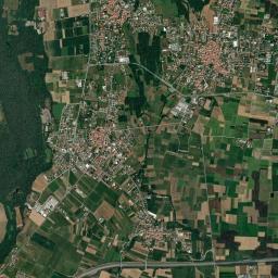 Fenegrò High Resolution Satellite Map