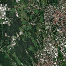 Mariano Comense High Resolution Satellite Map