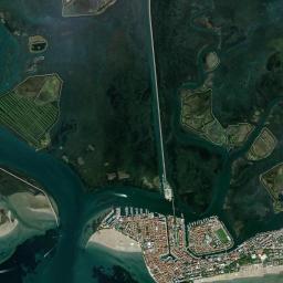 Grado High Resolution Satellite Map