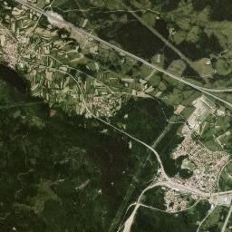 Divača High Resolution Satellite Map