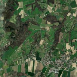 Luzinay High Resolution Satellite Map