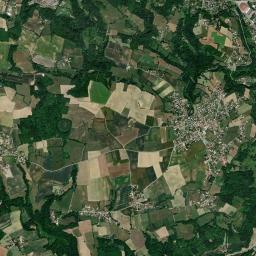 Maubec High Resolution Satellite Map