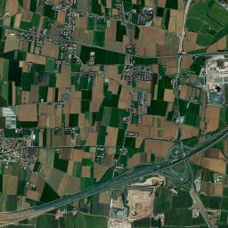 Duomo High Resolution Satellite Map