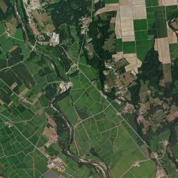 Gifflenga High Resolution Satellite Map