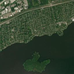 Baie-D'Urfé High Resolution Satellite Map