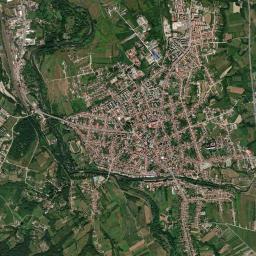 Caransebeş High Resolution Satellite Map