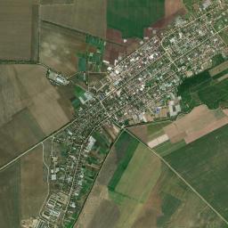 Pyatikhatka High Resolution Satellite Map