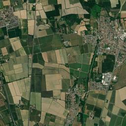 San Genesio ed Uniti High Resolution Satellite Map