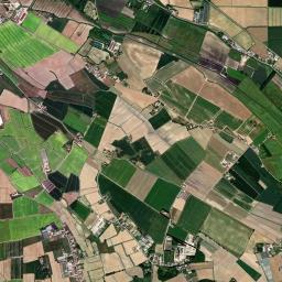 Piazza High Resolution Satellite Map