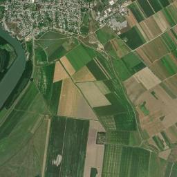 Măcin High Resolution Satellite Map