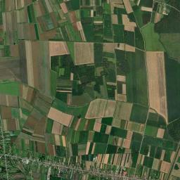 Garčin High Resolution Satellite Map