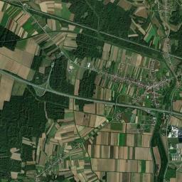 Lužani High Resolution Satellite Map