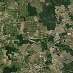 Moulis-en-Médoc High Resolution Satellite Map