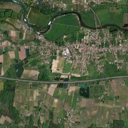 Saint-Médard-de-Guizières High Resolution Satellite Map