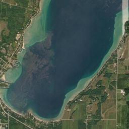 Suttons Bay, MI locator map
