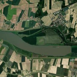 Braglia High Resolution Satellite Map