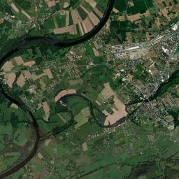 Bretenoux High Resolution Satellite Map