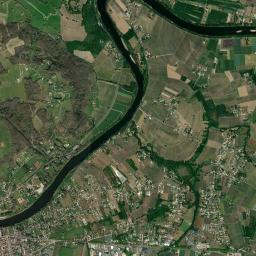 Le Fleix High Resolution Satellite Map