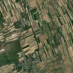 Broșteni High Resolution Satellite Map