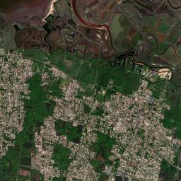 Le Teich High Resolution Satellite Map